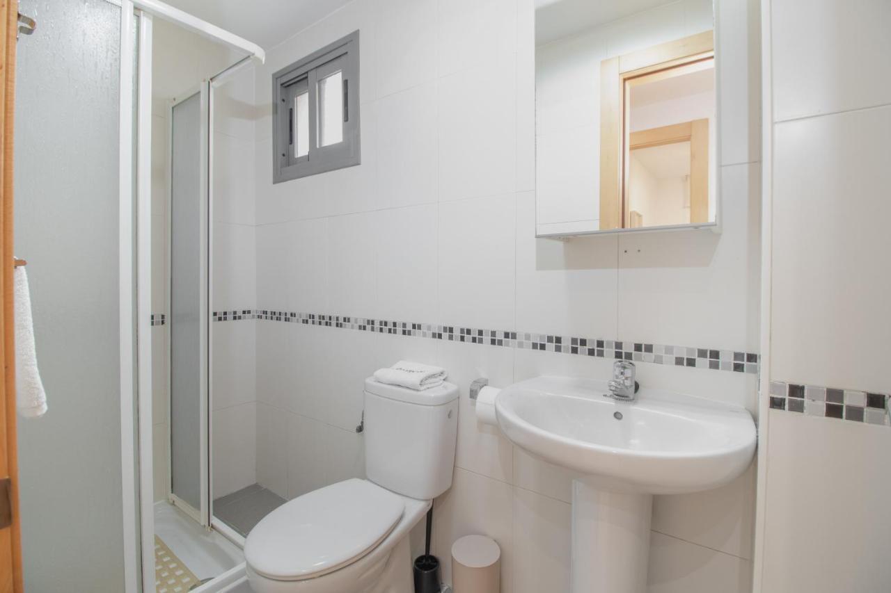 C13 Seaside Malaga With Pool And Parking Apartment Exterior photo