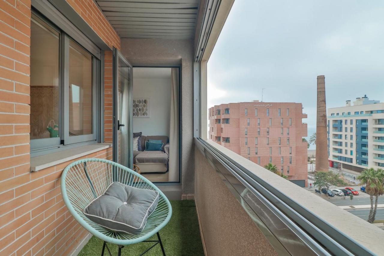 C13 Seaside Malaga With Pool And Parking Apartment Exterior photo