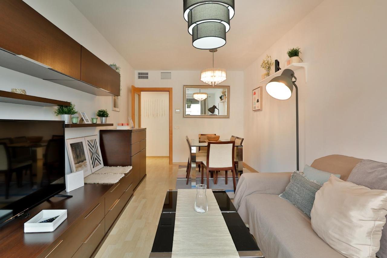 C13 Seaside Malaga With Pool And Parking Apartment Exterior photo