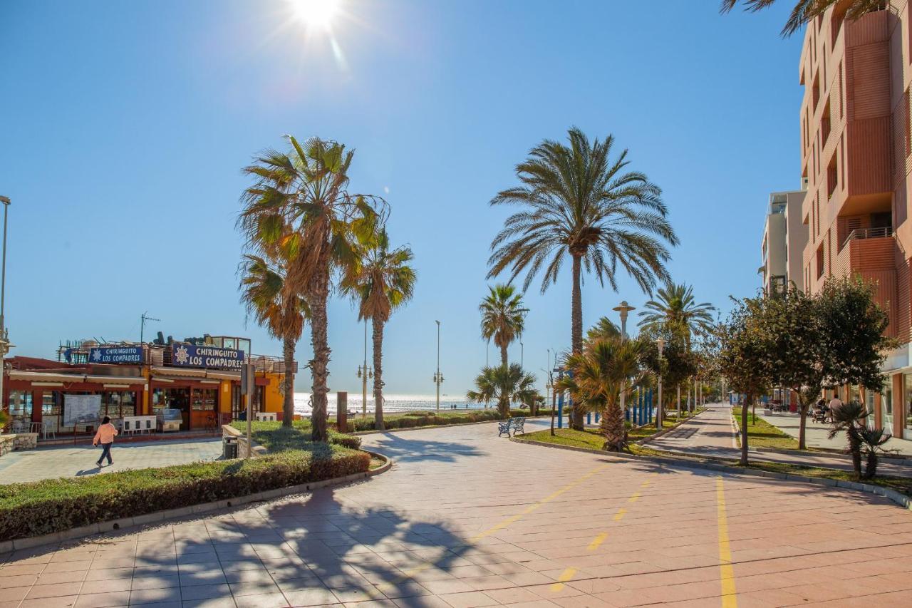 C13 Seaside Malaga With Pool And Parking Apartment Exterior photo